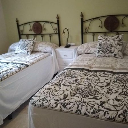 Apartamento Turistico La Victoria Trujillo Exterior foto